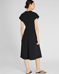 Raglan Sleeve Crepe Dress