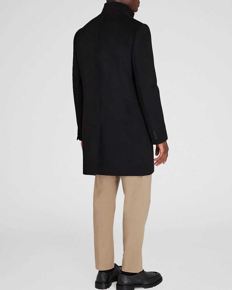 Loukas Solid Coat