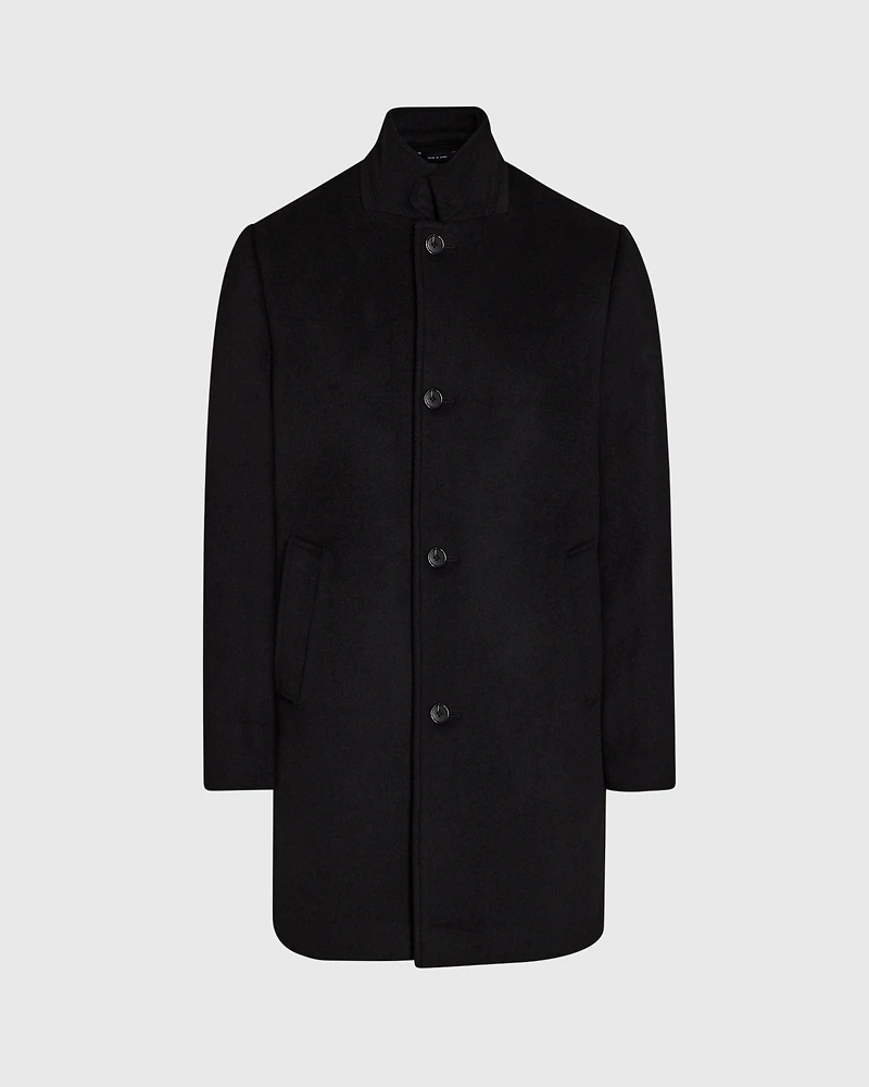 Loukas Solid Coat