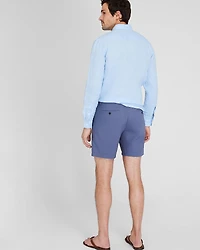 Baxter Texture 7" Short