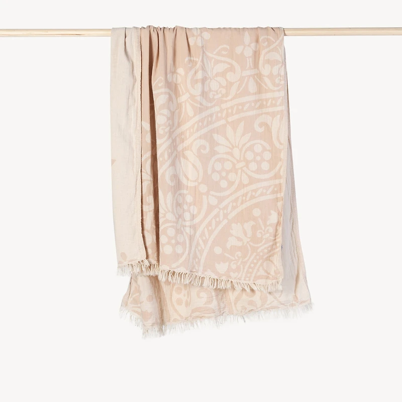 Leonora Towel