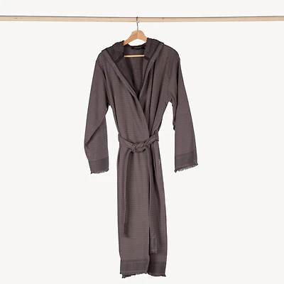 Leo Terry Robe