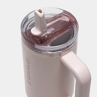Gobelet Stanley The Quencher ProTour à paille rabattable 30 oz / Quartz rose