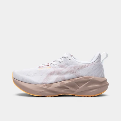 ASICS Women's Novablast 5 White / Fawn