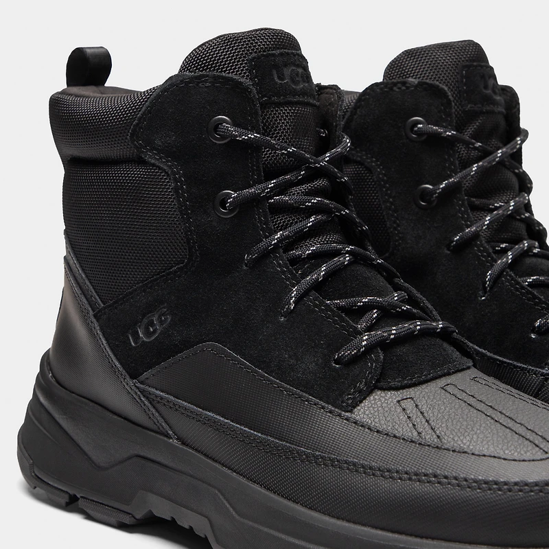 UGG Truckee Black /