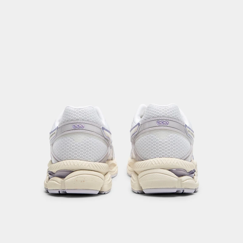 ASICS GEL-Cumulus 16 Blanc / Vapeur