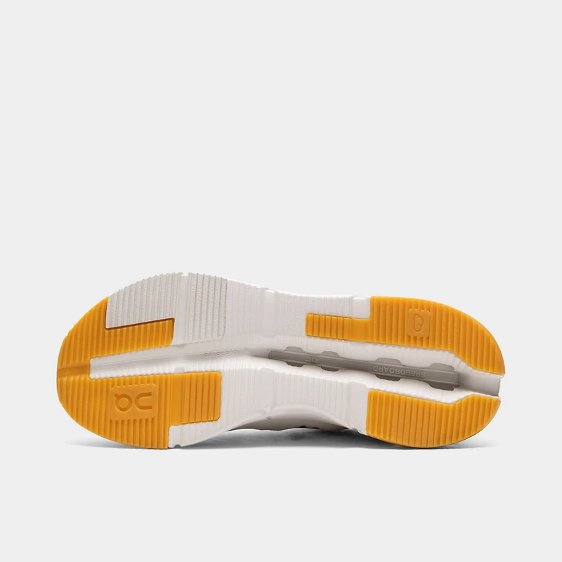 On Cloudnova 2 Ivory / Maroon