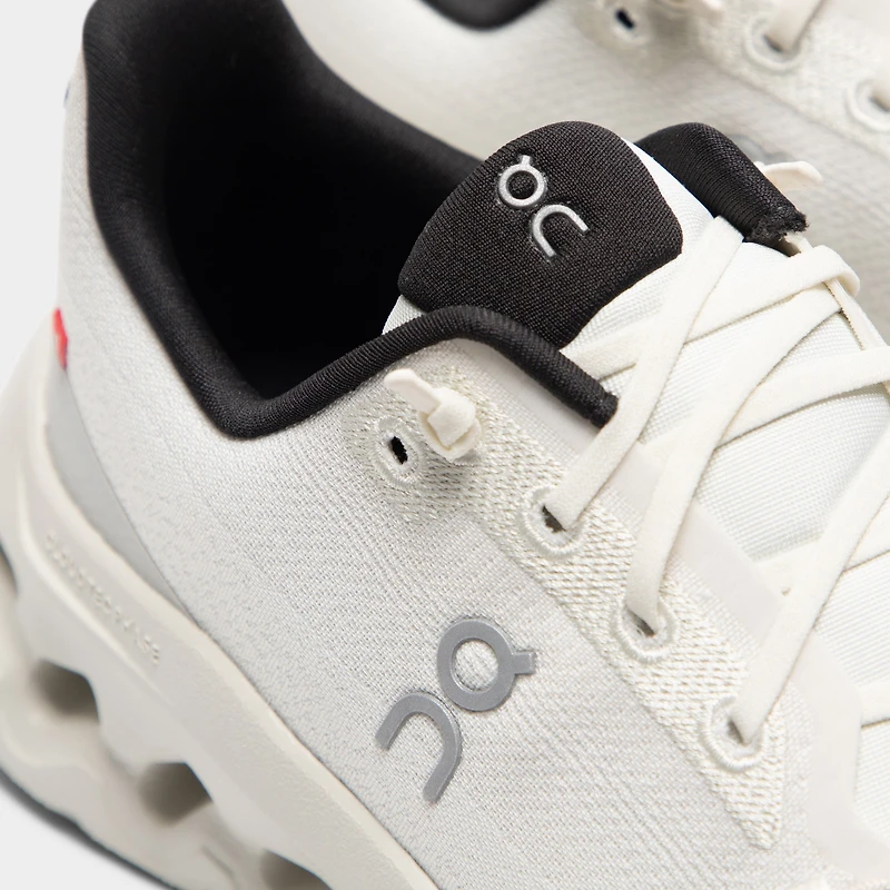 On Women's Cloudtilt Pearl / Ice