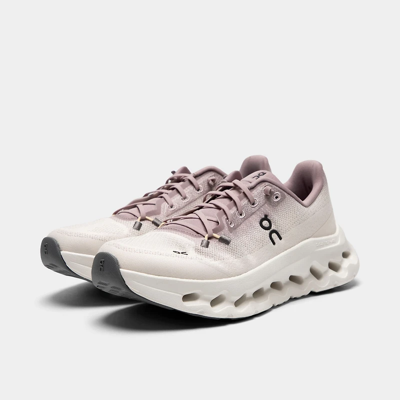 On Women's Cloudtilt Heron / Dew