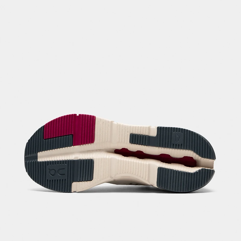 On Women's Cloudnova 2 Ivory / Grenadine