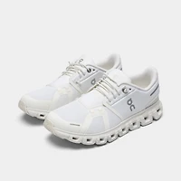 On Women's Cloud 6 White /