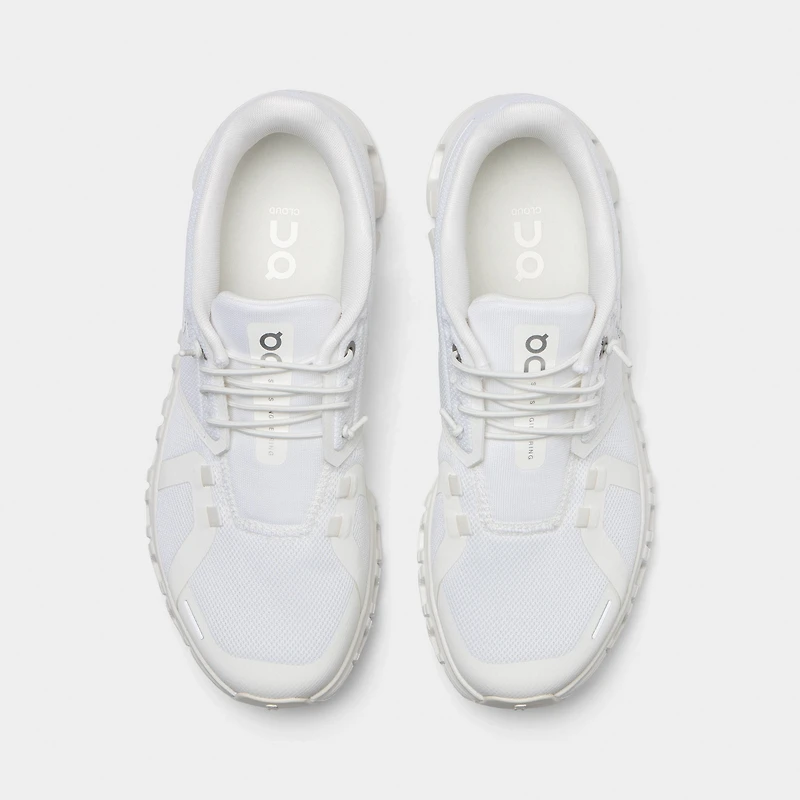 On Women's Cloud 6 White /