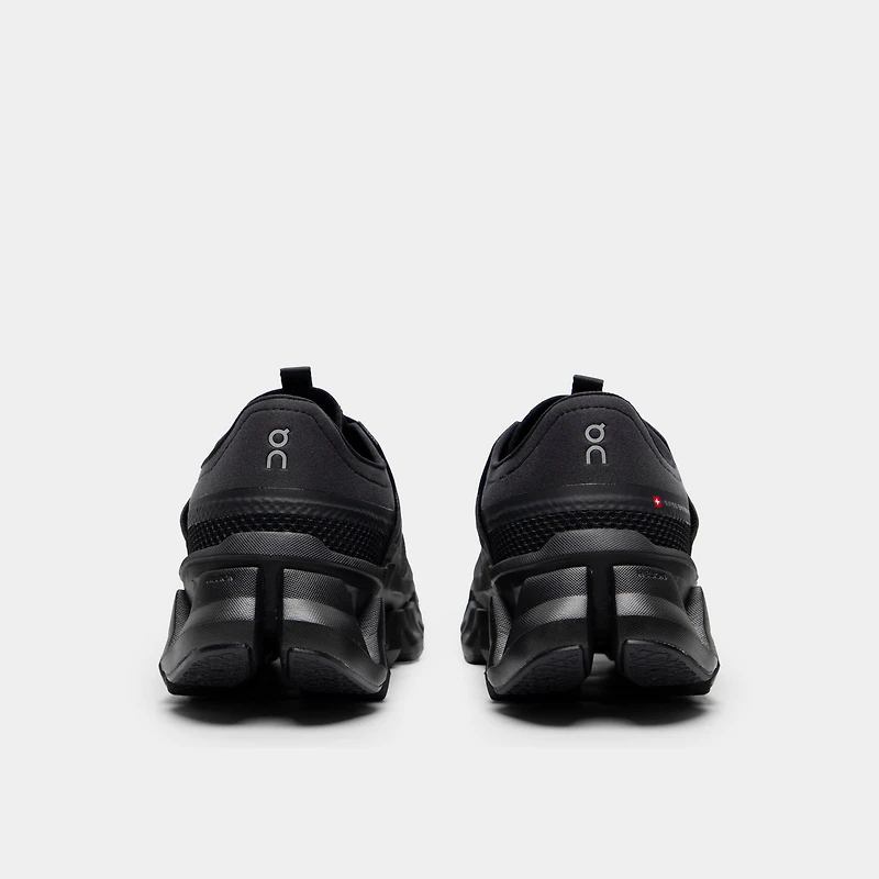 On Women's Cloudswift AMP Black / Silver