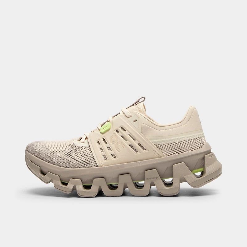 On Women's Cloudswift Amp Sand / Desert