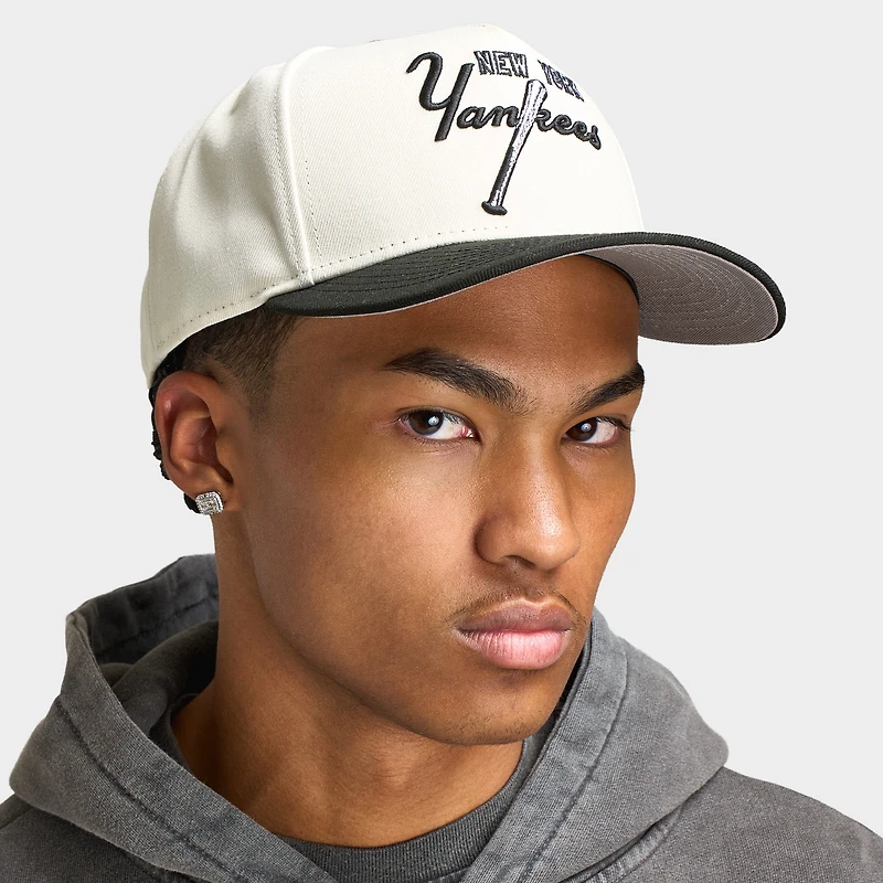 New Era New York Yankees 9FIFTY A-Frame Chrome / Black