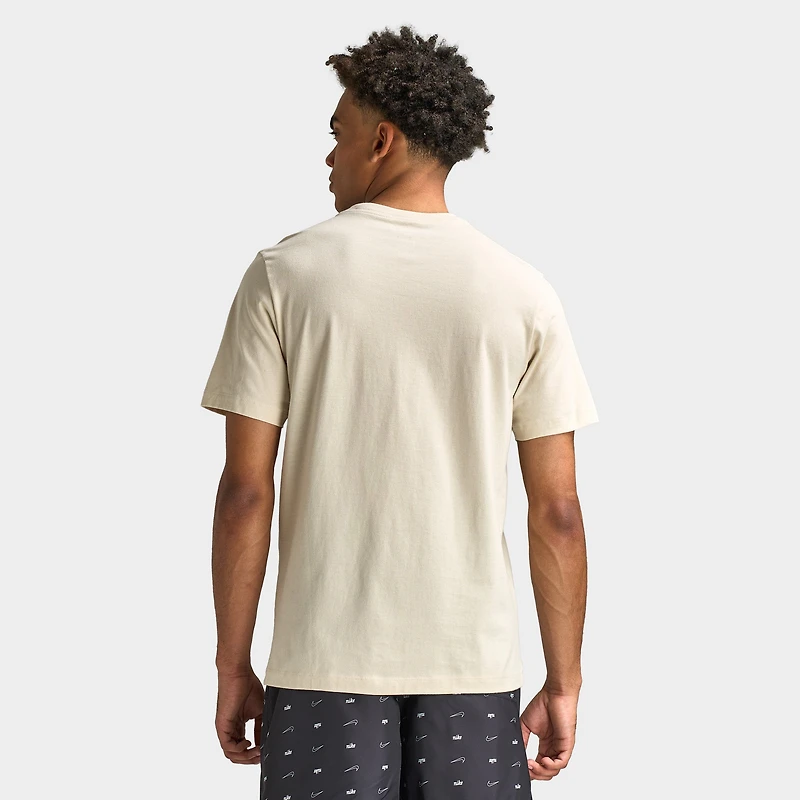 Nike Sportswear Club T-Shirt / Brown