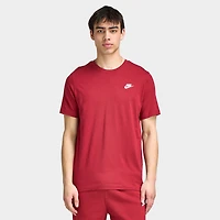 Nike Sportswear Club T-Shirt / Red