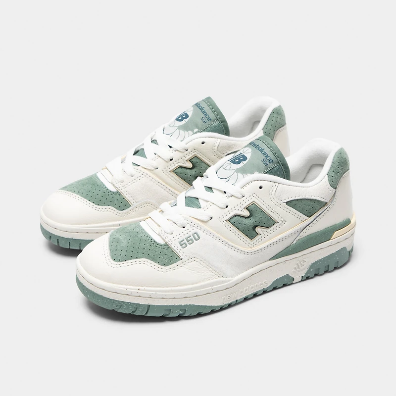New Balance Women's 550 Sea Salt / Dark Juniper