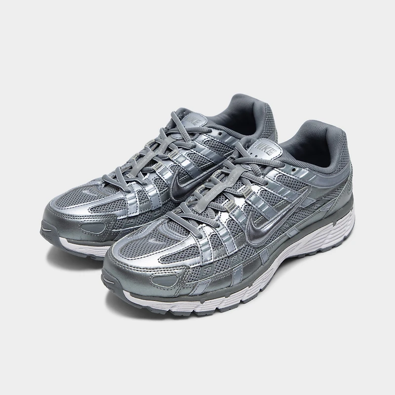 Nike P-6000 / Gris Métallique Froid - Blanc