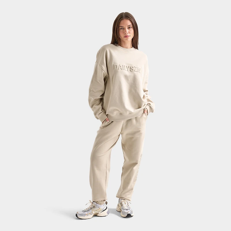 DAILYSZN Women's Legacy Crewneck / Cobblestone