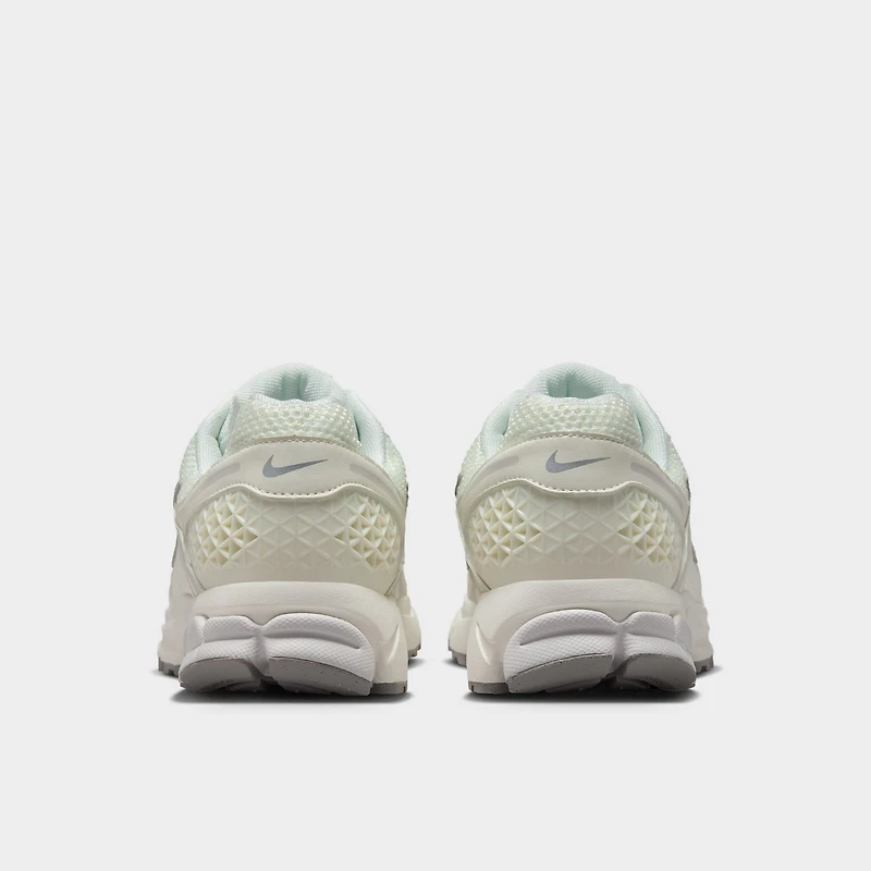 Nike Vomero Off White / Silver