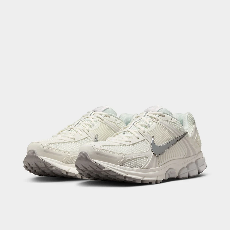 Nike Vomero Off White / Silver