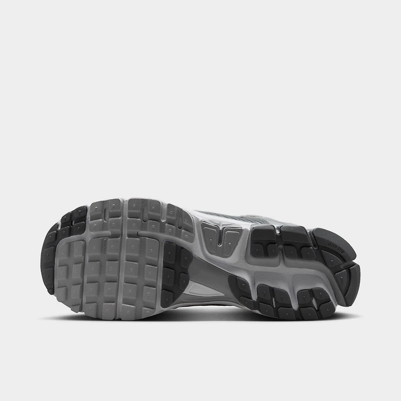 Nike Zoom Vomero 5 Wolf Grey / White - Metallic Silver