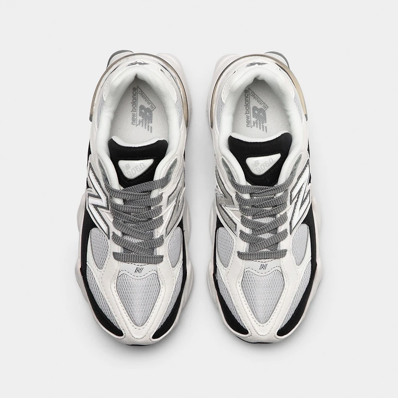 New Balance Juniors' 9060 Black / Reflection