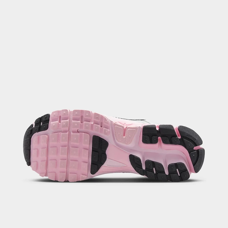 Nike Femme Zoom Vomero 5 Poussière de photons / Argent métallique