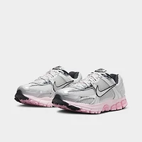 Nike Femme Zoom Vomero 5 Poussière de photons / Argent métallique