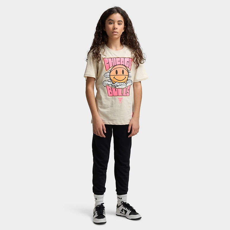 Mitchell & Ness Juniors' NBA Team Emoji Tee Chicago Bulls / Cream
