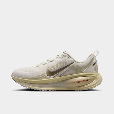 Nike Women's Vomero 18 Summit White / Metallic Silver - Sail