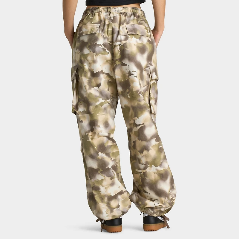 Nike Sportswear Women's Camo Cargo Pants Lt Orewood Brown / Sail