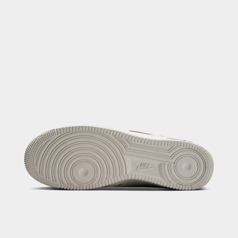 Nike Air Force 1 '07 LV8 Ivory / Saddle Brown