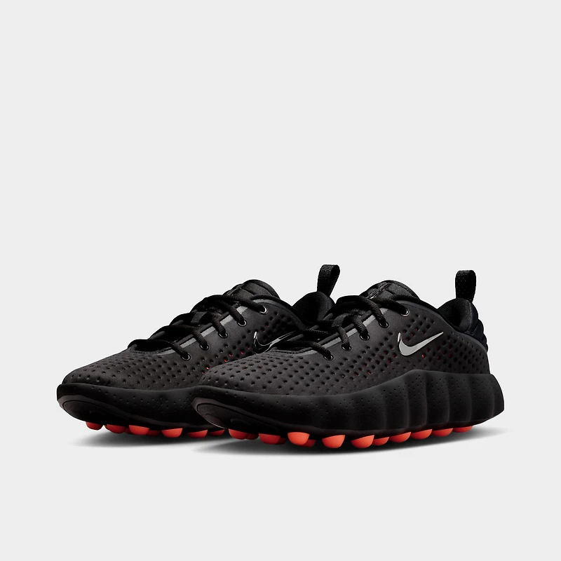 Nike Mind 002 Noir / Chrome - Cramoisi Vif