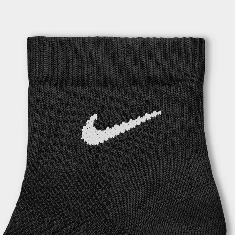 Nike Everyday Chaussettes Crew (6 Paires) Noir / Blanc