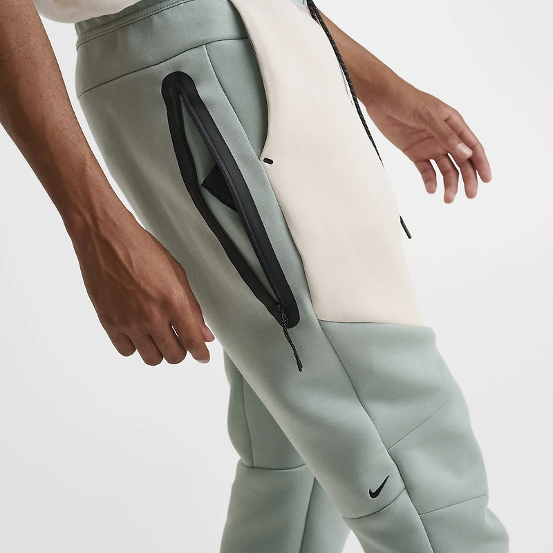 Nike Tech Fleece Joggers Dusty Sage / Light Orewood Brown - Plum Eclipse