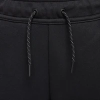 Nike Sportswear Junior Boys' Tech Fleece Jogger / Black