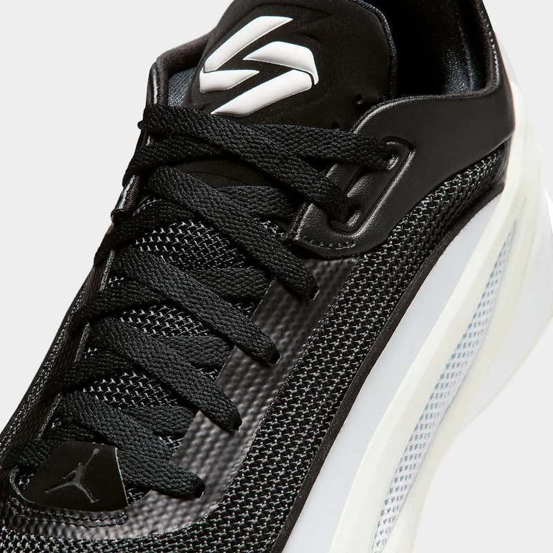 Jordan Luka 5 Black / White - Football Grey