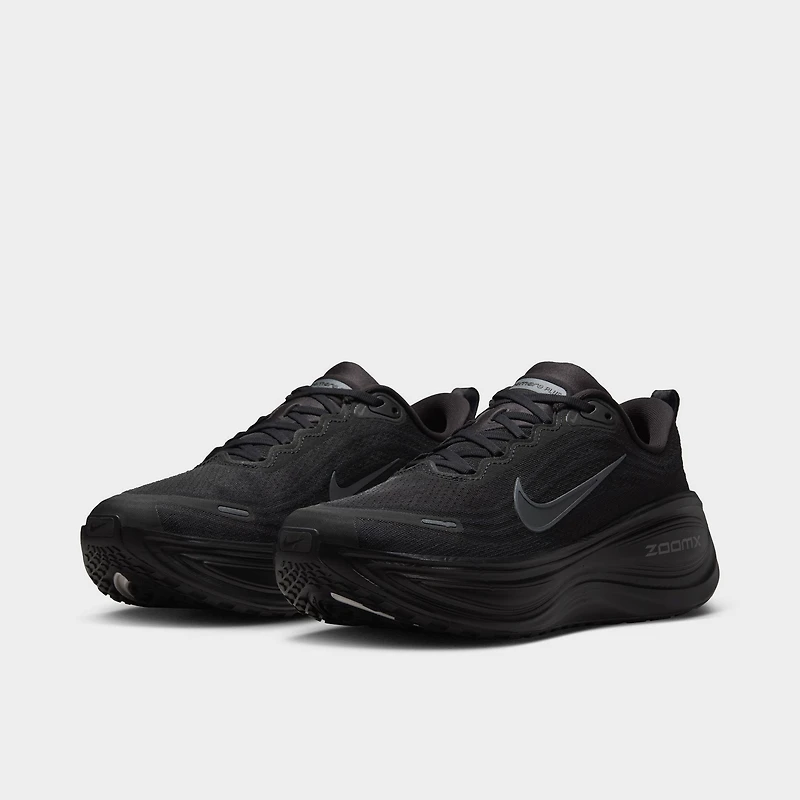 Nike Vomero Plus Noir / Gris foncé métallique - froid