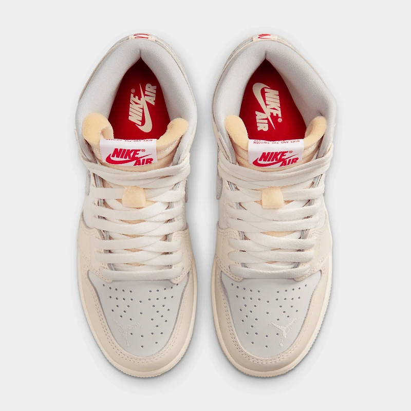Jordan 1 Rétro High OG GS Voile / Rouge universitaire - Ivoire pâle