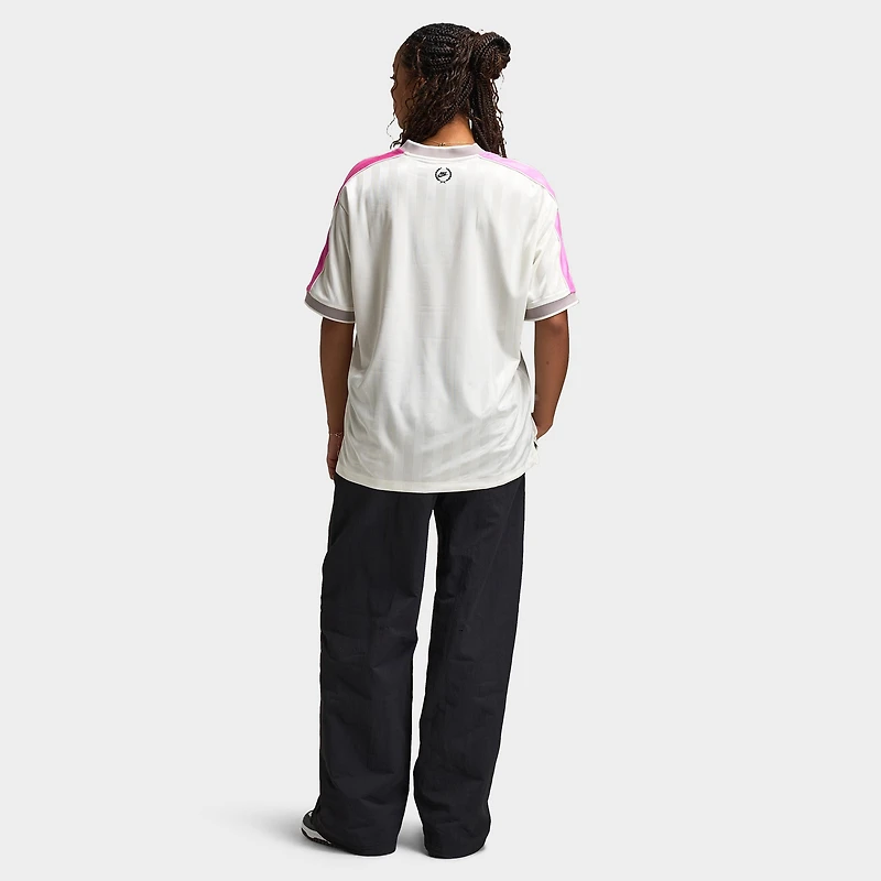 Nike Sportswear Women's V Neck Jersey Sail / Playful Pink