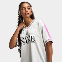 Nike Sportswear Women's V Neck Jersey Sail / Playful Pink