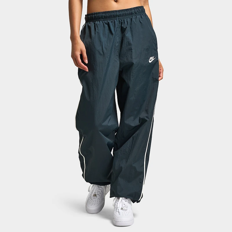Nike Sportswear Women's WR Woven Pants Speed Seaweed / Sail