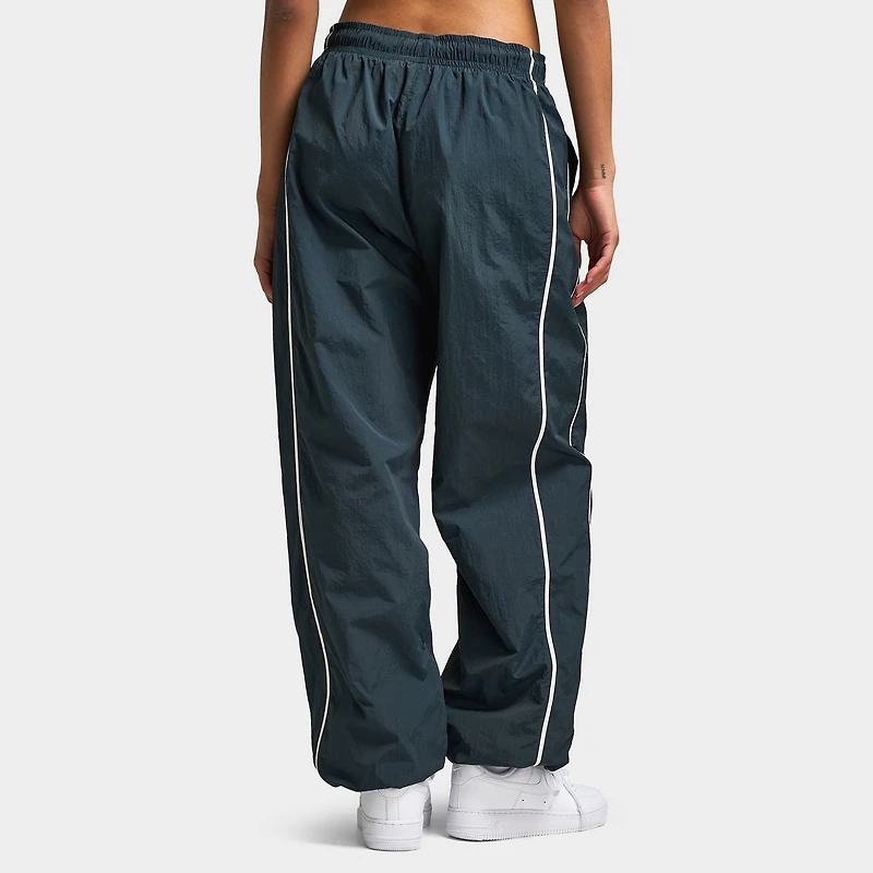 Nike Sportswear Women's WR Woven Pants Speed Seaweed / Sail