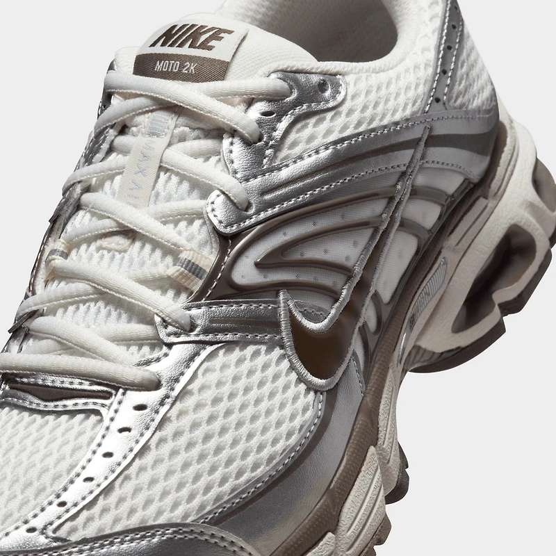 Nike Femmes Air Max Moto Phantom/Marron baroque - Argent métallique