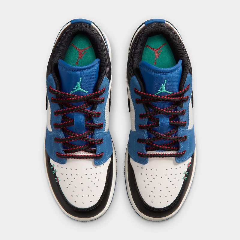 Jordan 1 Low SE GS Bleu Véritable / Noir - Rouge Universitaire