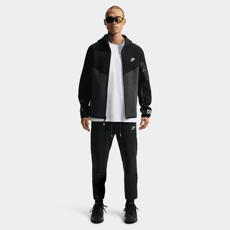 Nike Tech Fleece Jogger Black / Neon Yellow