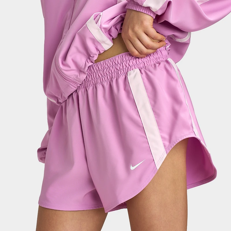 Nike Femmes Short de sport tissé Magenta Clair / Rose Mousse