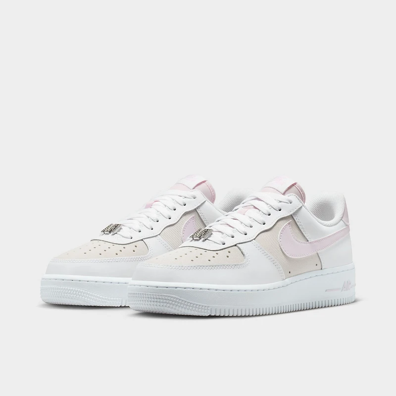 Nike Femmes Air Force 1 Blanc / Lilas Délavé - Or Métallique